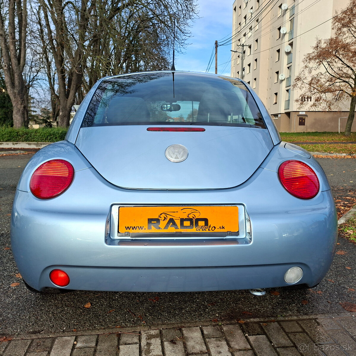 Volkswagen New Beetle 1.6 75 KW benzín - 8