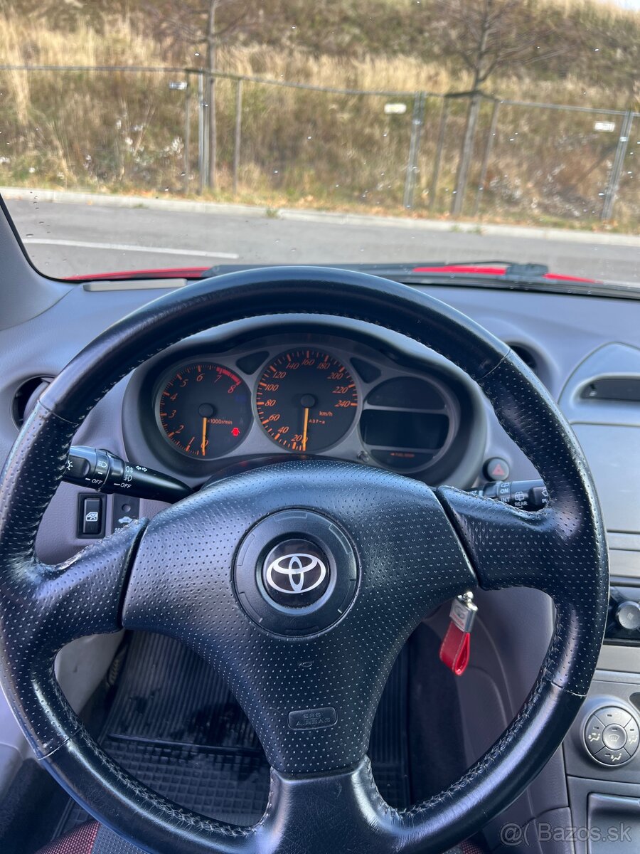 Toyota Celica 1.8 VVTI - 8