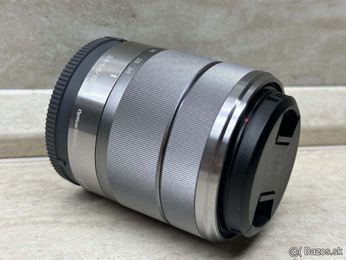 Sony SEL 18-55mm f/3.5-5.6 - 8