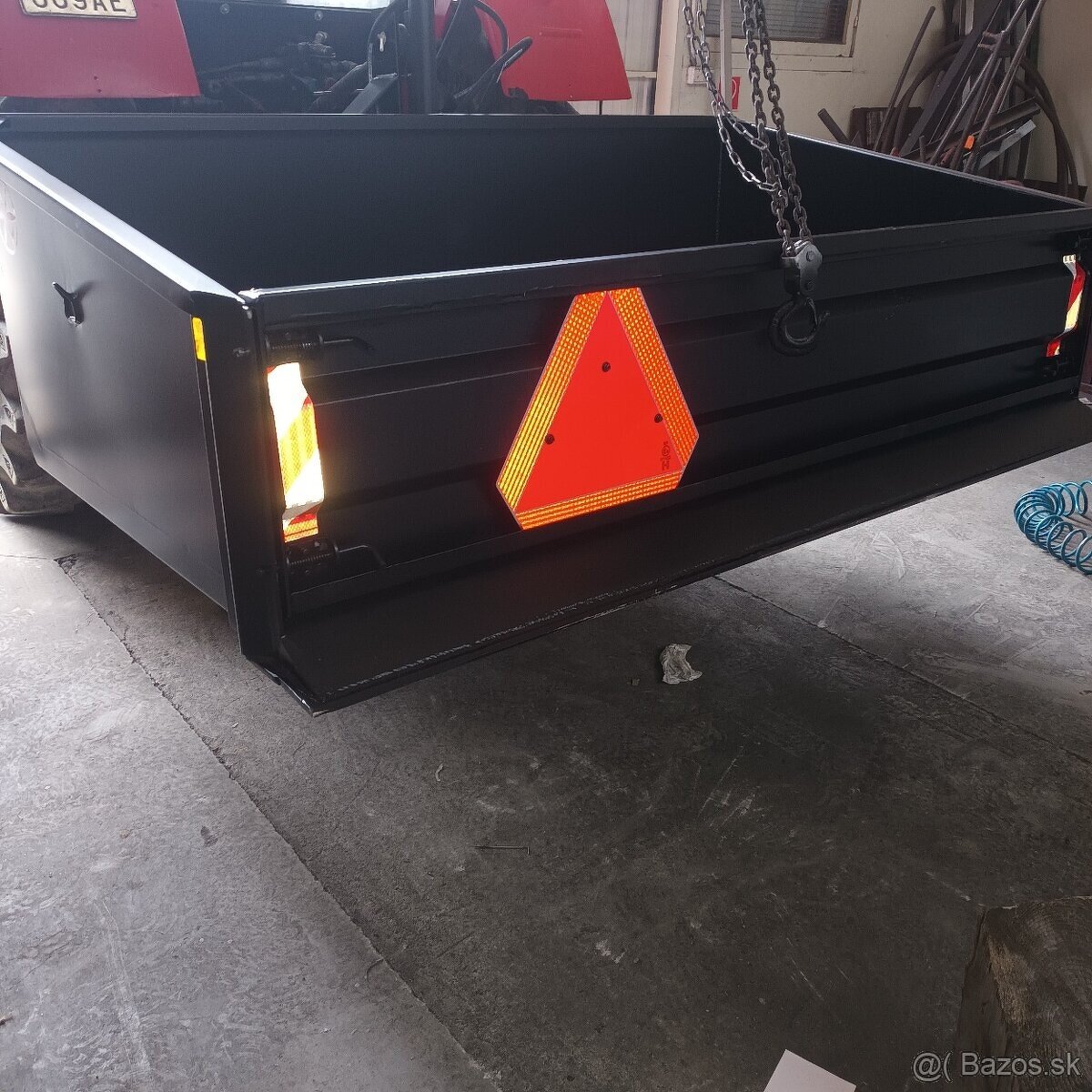Nesená bedňa za traktor box lyžica - 8