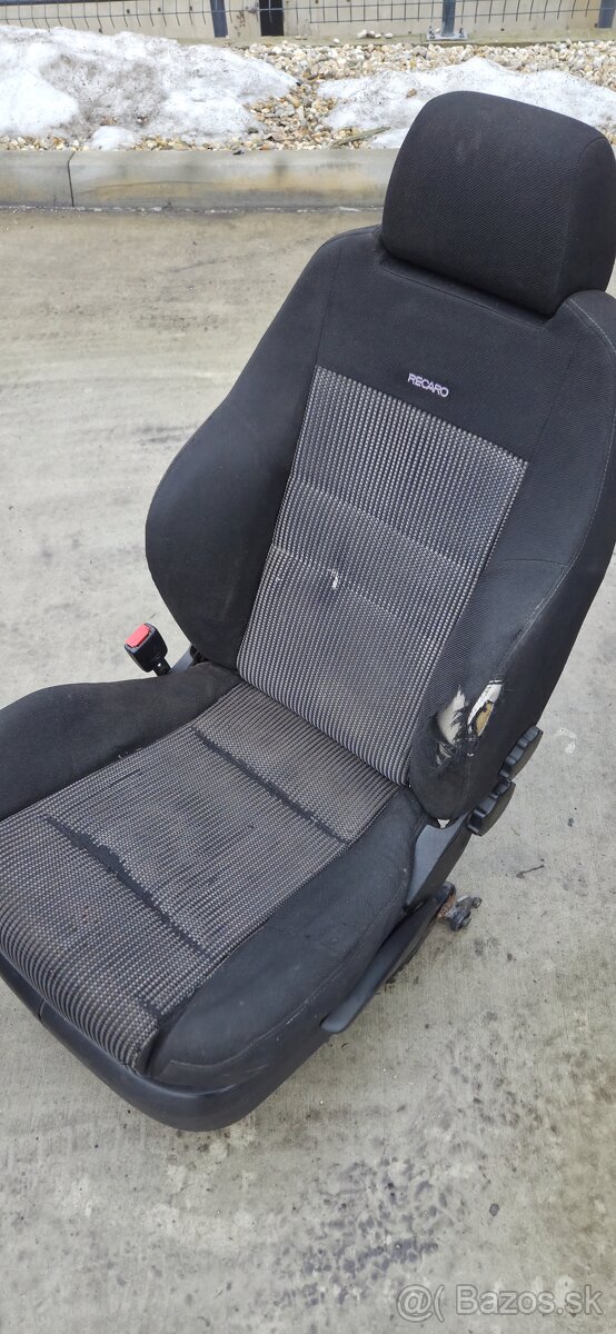 Sedačky golf 4 recaro - 8