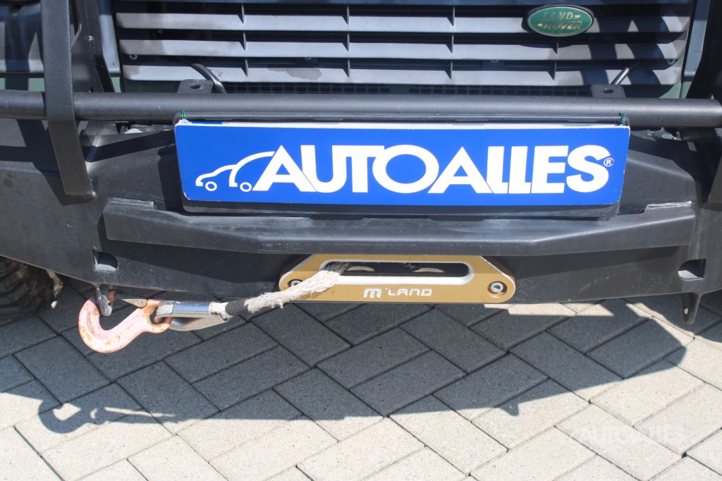 Land Rover Defender 2,4 TDCi 90 kW 110 SW 4x4 - 8