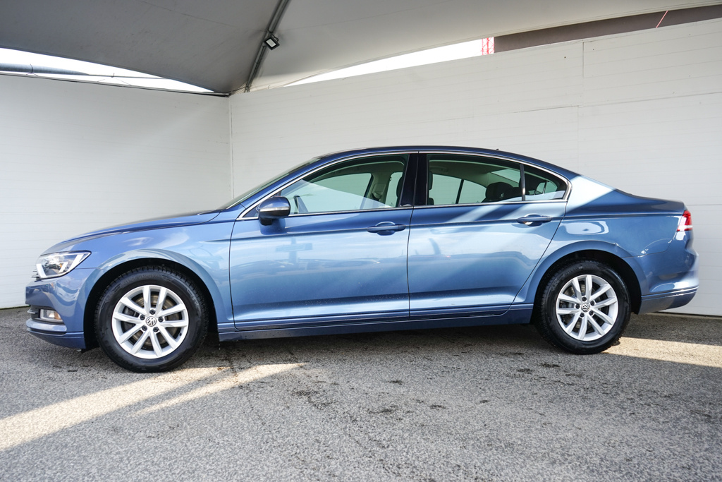 34-VOLKSWAGEN Passat, 2018,nafta,2.0TDI Comfortline,110kW - 8