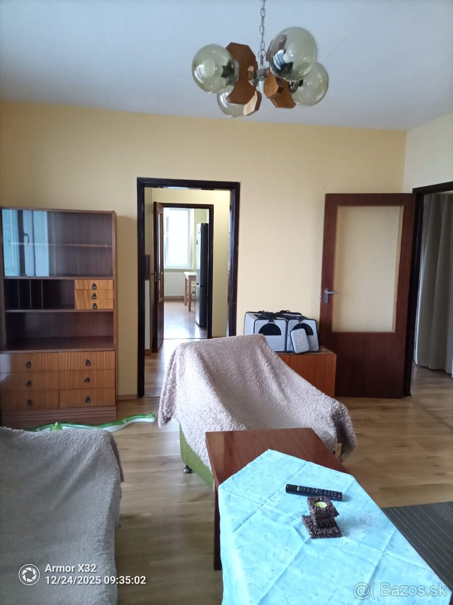 Priestranný 4-izbový byt, 94 m² – Laborecká ulica, Humenné - 8