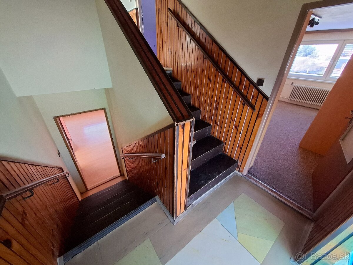 Rodinný dom v obci Jamník - 8