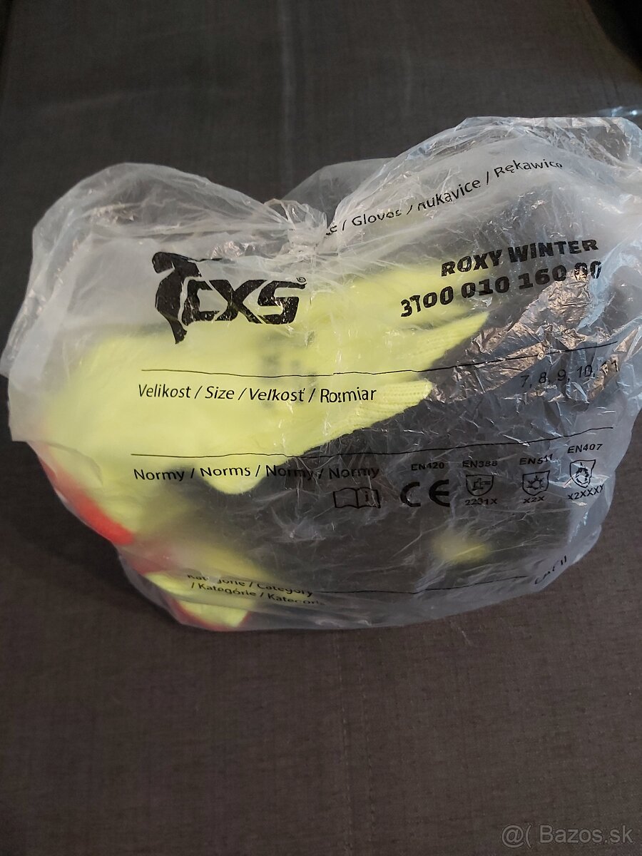 Pedám 8 párov.Zimné pracovné rukavice ROXY WINTER - 8