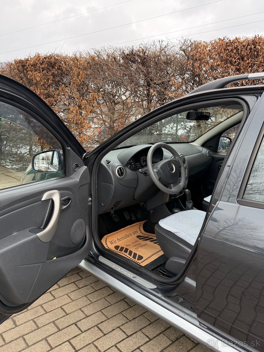 Dacia Sandero 1.6 MPI 64 kW - 8