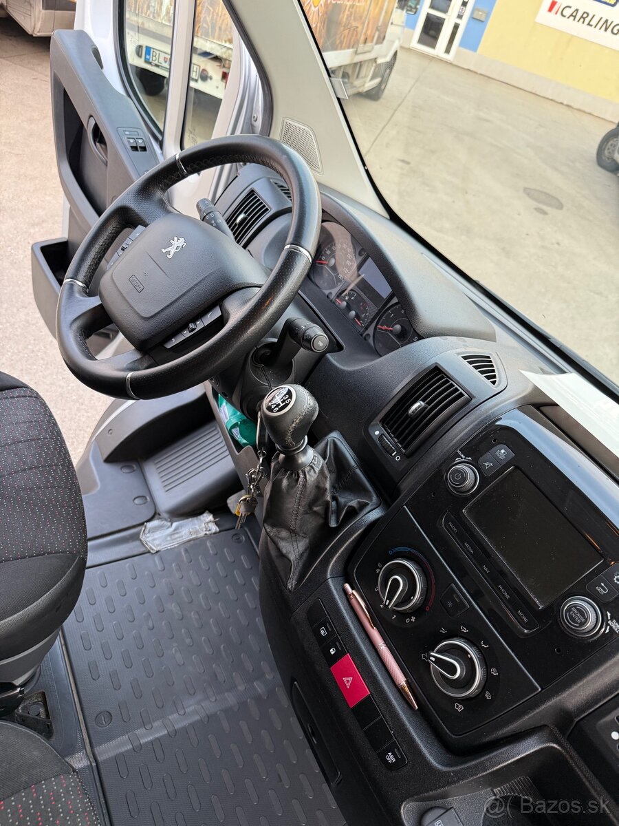 Peugeot boxer 2.2 - 8