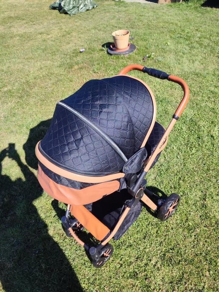 Nový kombinovaný kočárek 3v1 (černo-zlatý) - 8