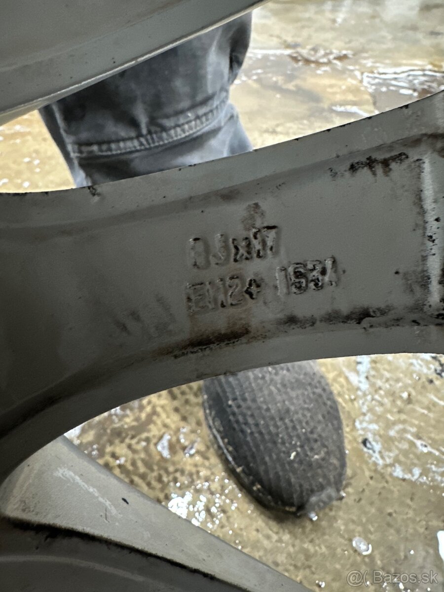 BMW r17 5x120 225/45 et34 - 8