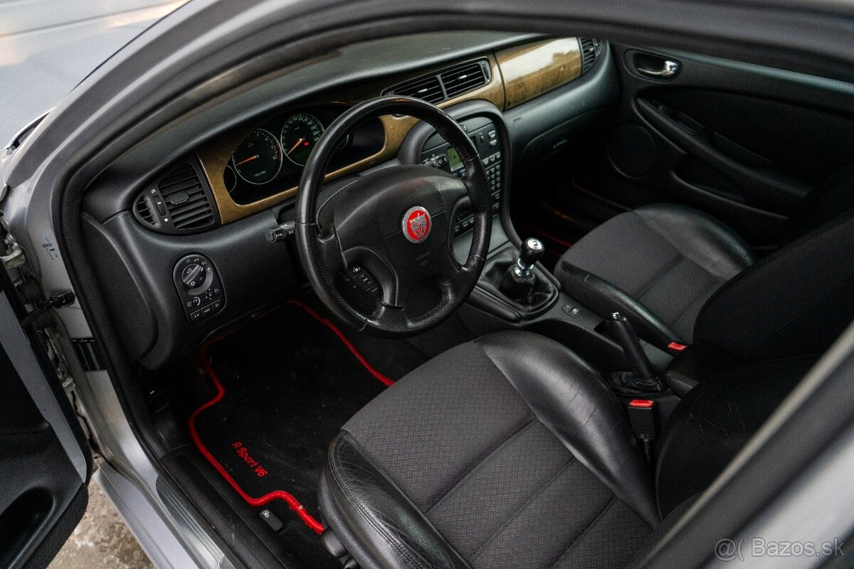 Jaguar X-type 3.0 V6 4X4 169kw M5 - 8