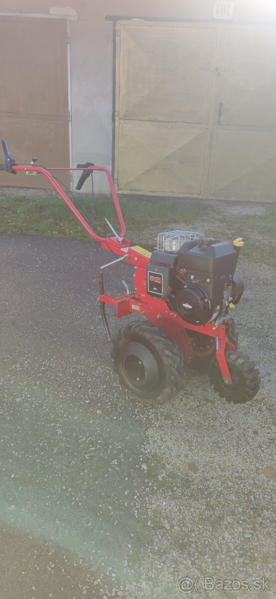 Predám záhradný kultivátor MS16 - 8