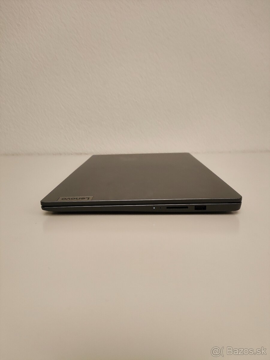 Lenovo IdeaPad 3 Slim R5 | 8GB | 512GB - 8