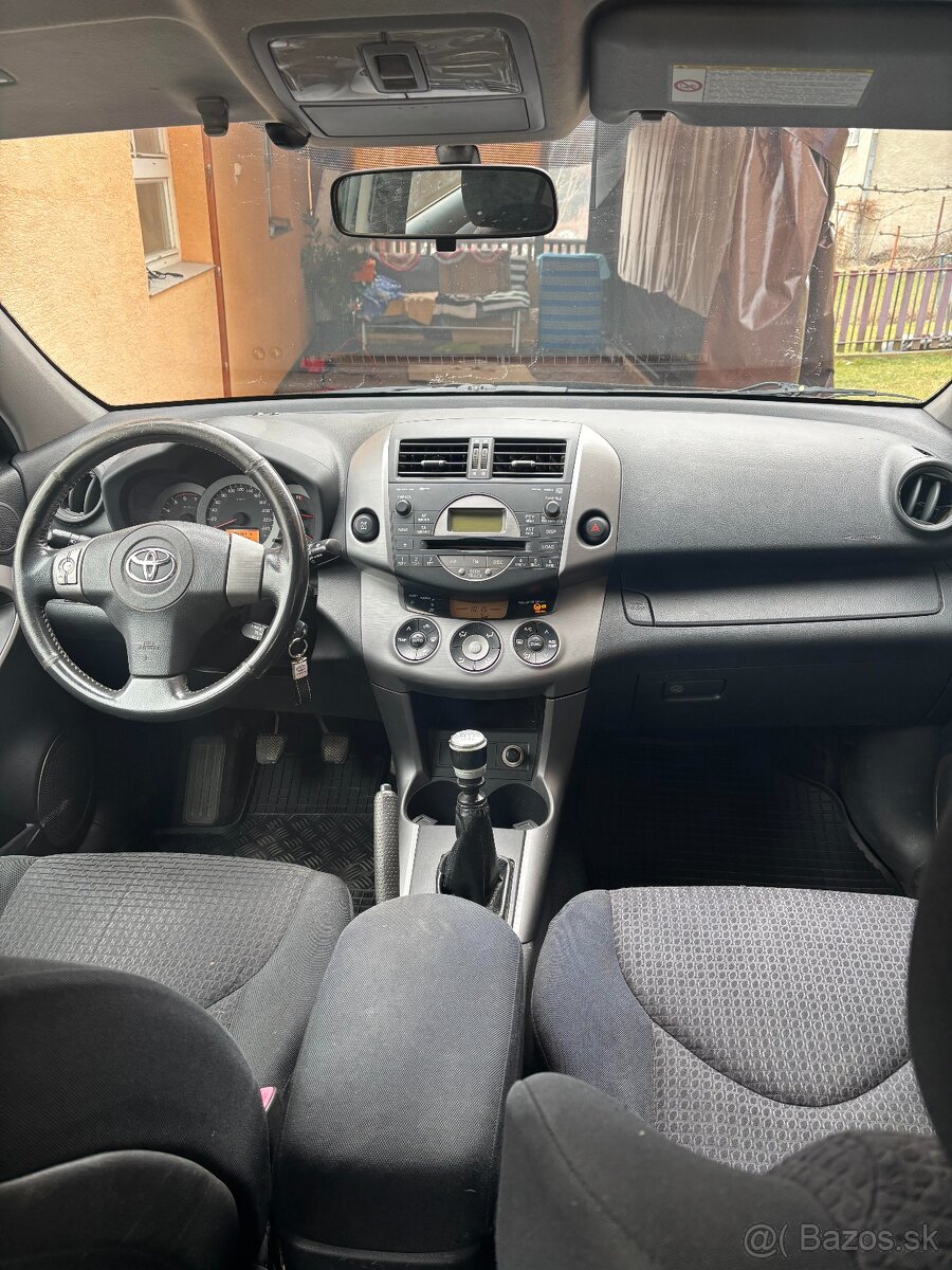 Toyota Rav4 2.2 130kw - 8