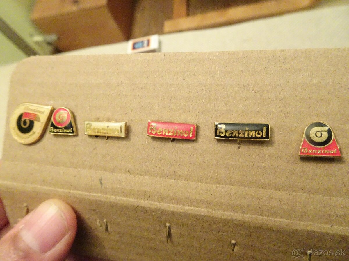 Predám rôzne odznaky, aj Brigáda socialistickej práce. - 8