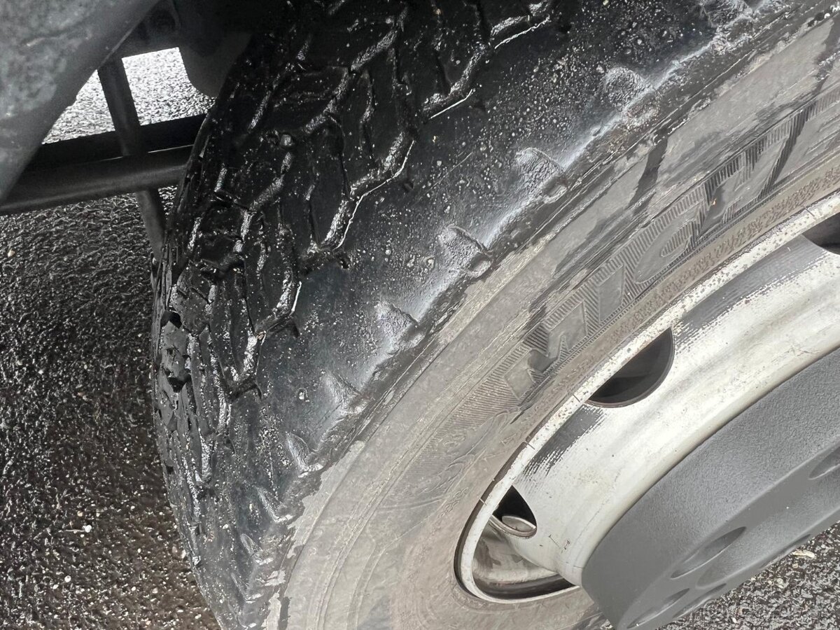 odtahový speciál Iveco Eurocargo 120E18 hydraulická ruka - 8