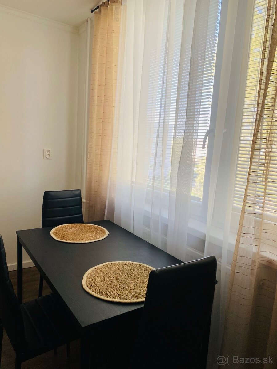 Na prenájom krásne rekonštruovaný 1 izbový byt v centre - 8