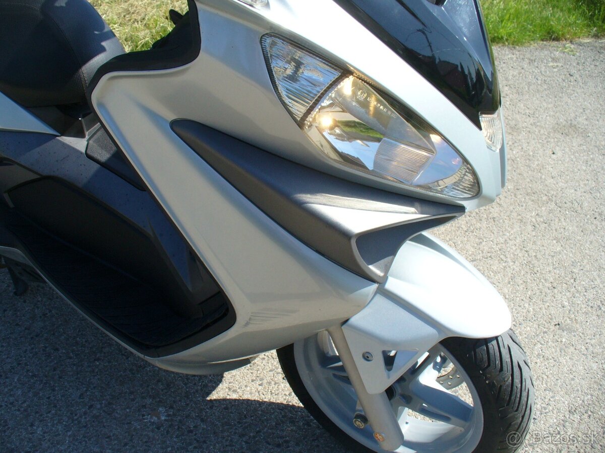 Malaguti Madison 3 125 e - 8