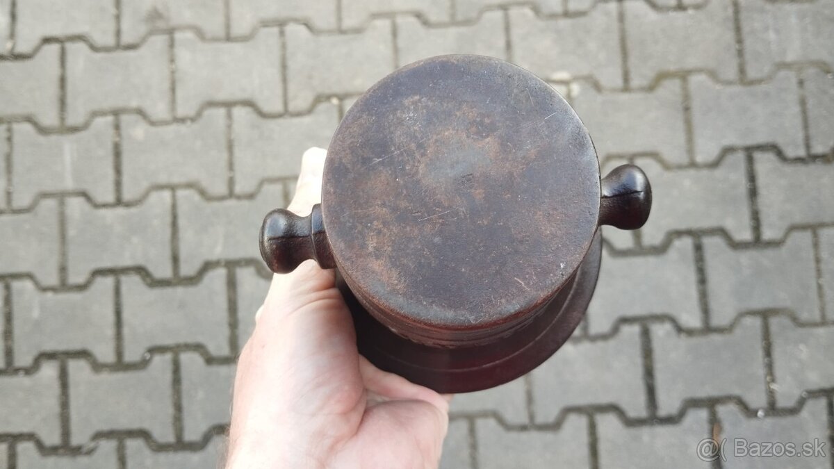 Starý válečný litinový mažiar s dělem r.1914-1916 - 8