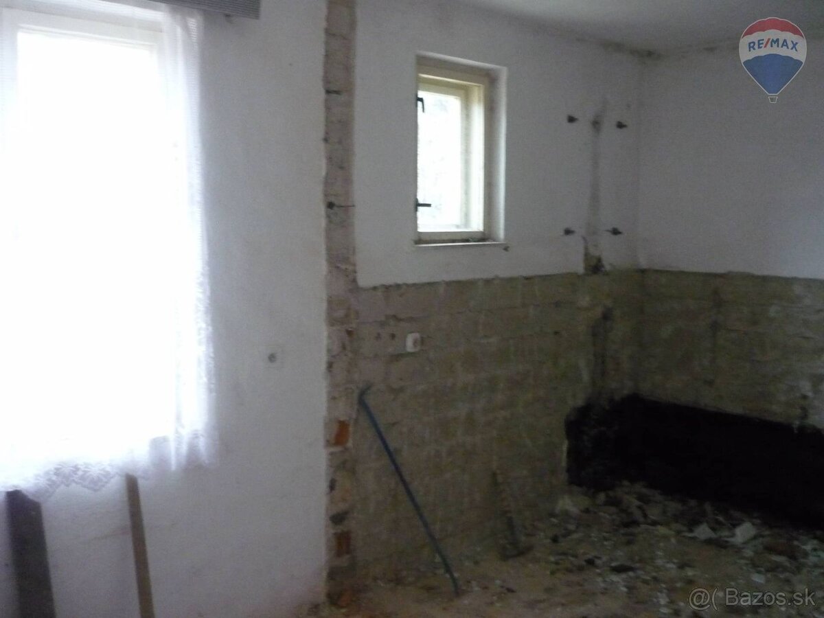 Predaj rodinného domu v obci Malé Borové. Znížená CENA - 8