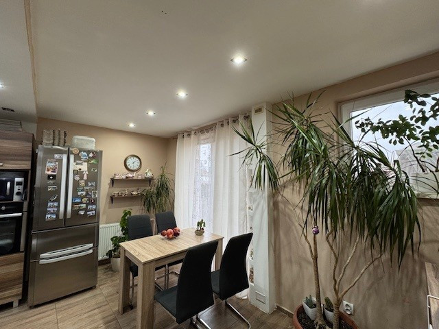 FINREAL s.r.o. Vám ponúka NA PREDAJ rodinný dom v Kolárovo - 8