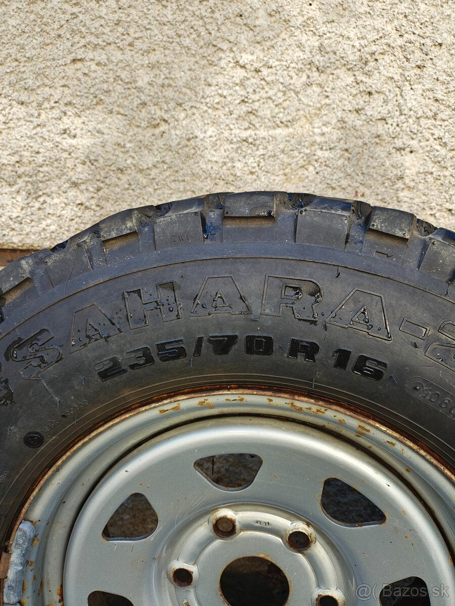 235/70/r16 - 8