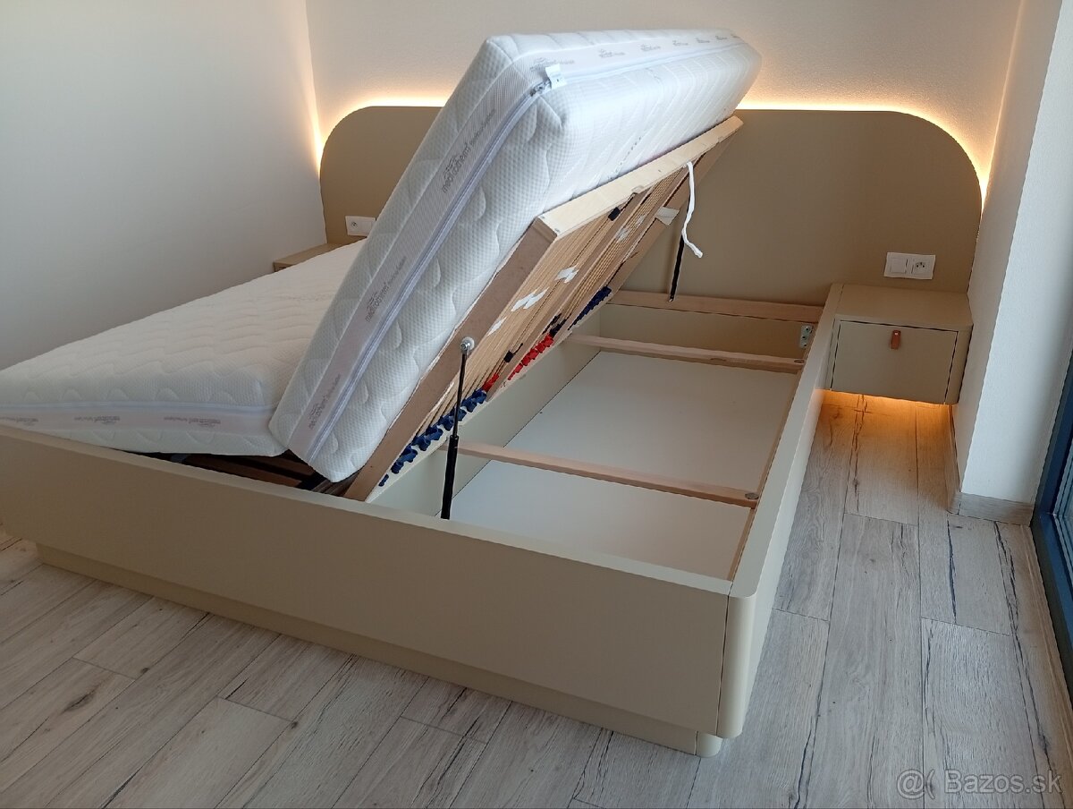 Manželská posteľ - 8