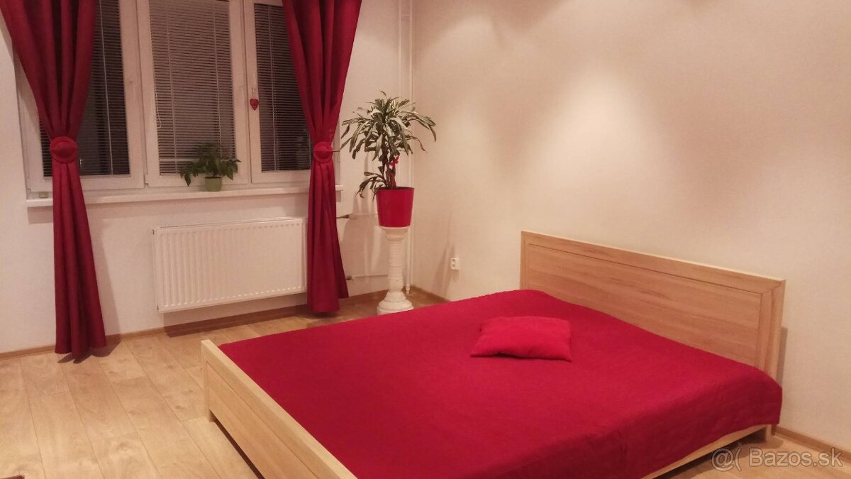 3.izbovy byt v starom meste - 8