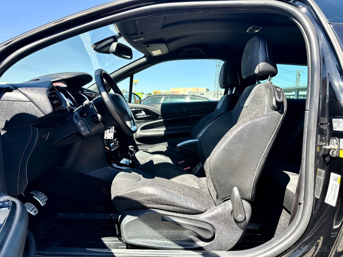 Citroën DS3 1.6 HDi SPORT CHIC 68kW - 8