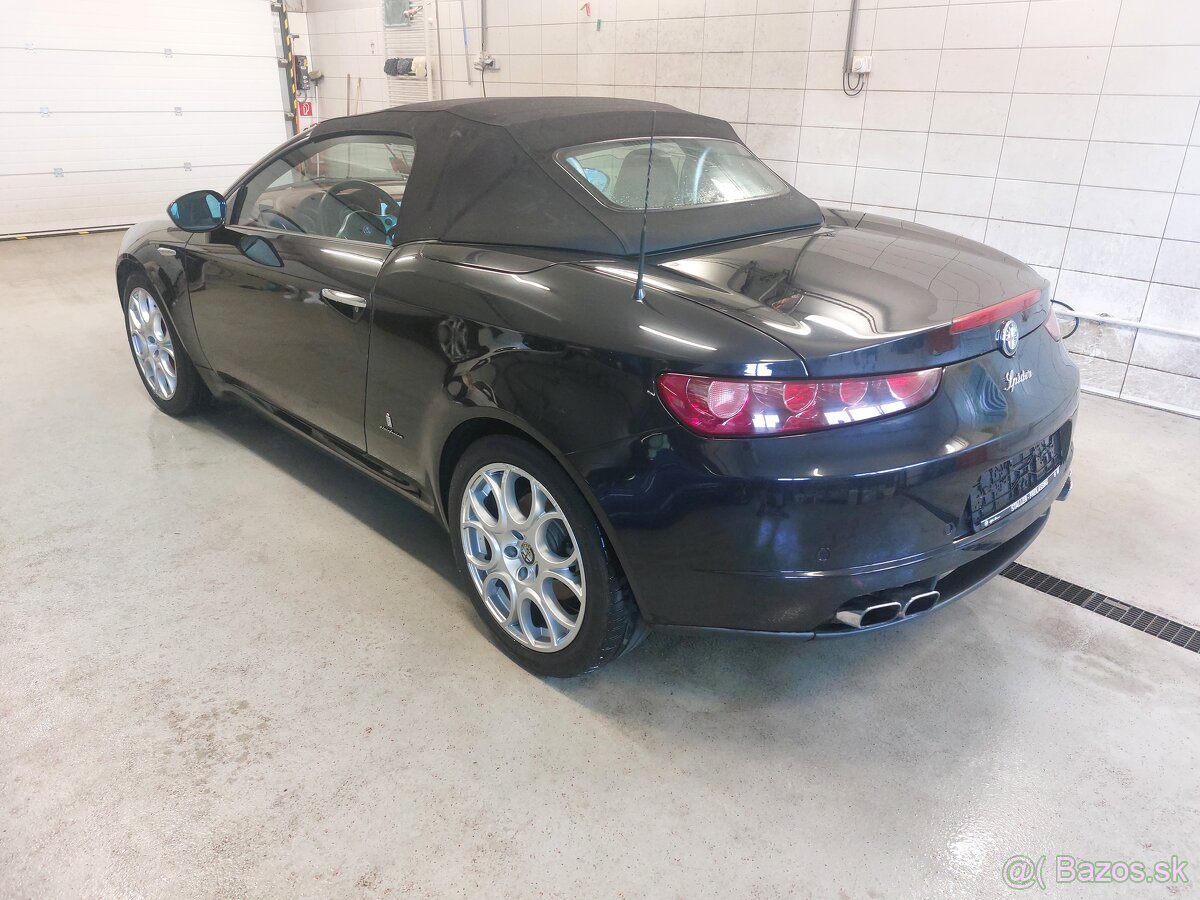 Alfa Romeo spyder cabrio2.4JTDm147kw - 8