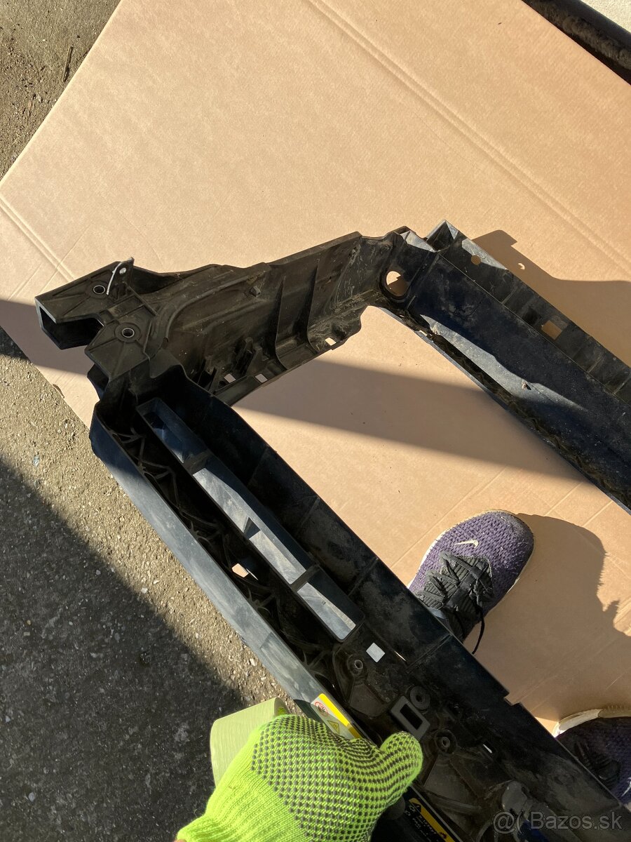 Chladicova stena Skoda KODIAQ celo chladicovka "P" - 8