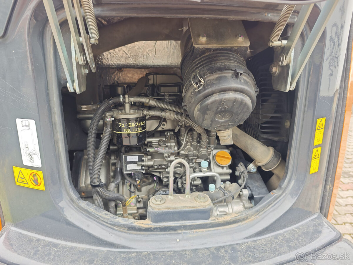 Pásový Minibagr Hitachi ZX38U-5A Klima. Powertilt - 8