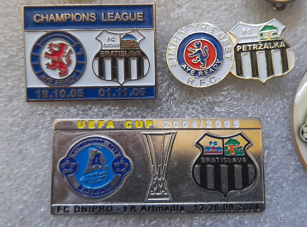 Kúpim odznaky 3 - 8