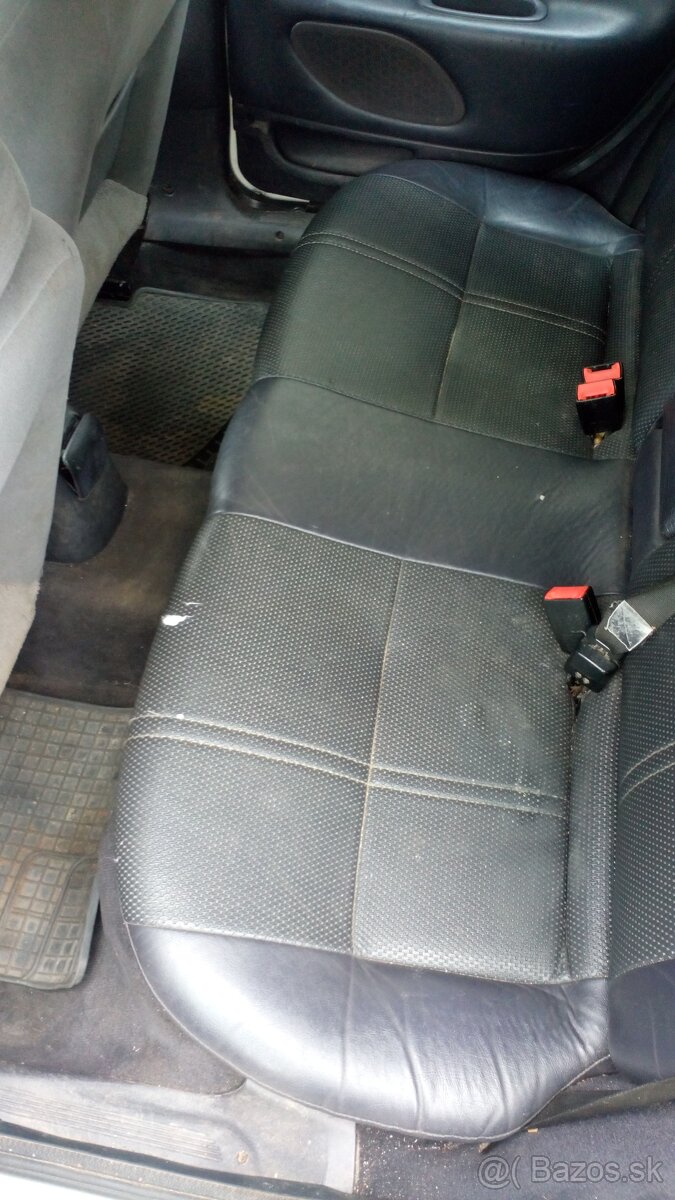 Mondeo MK 1 2 2,0 16 V - 8