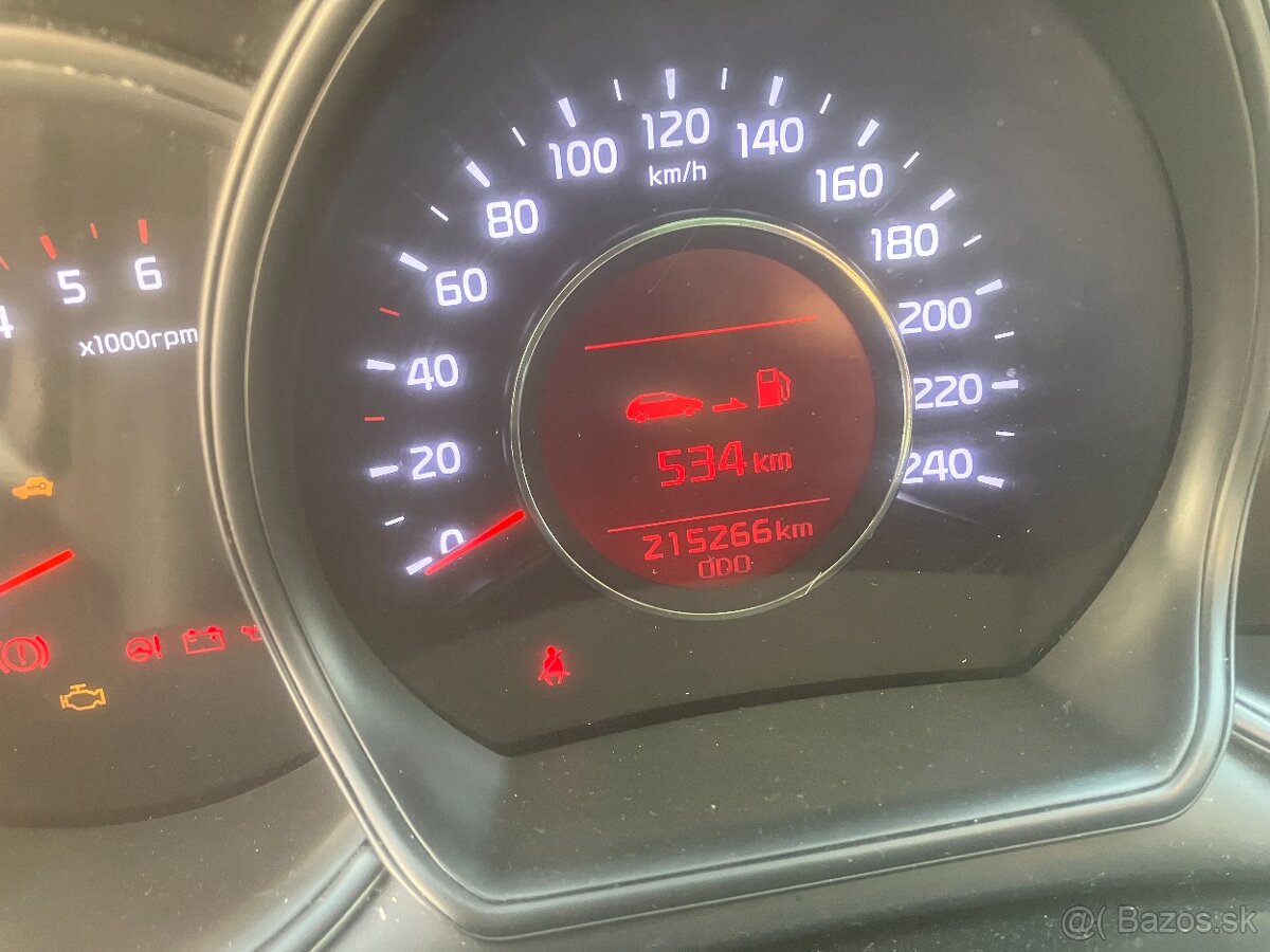 Kia Ceed 1.4 Crdi / 2014 - 8