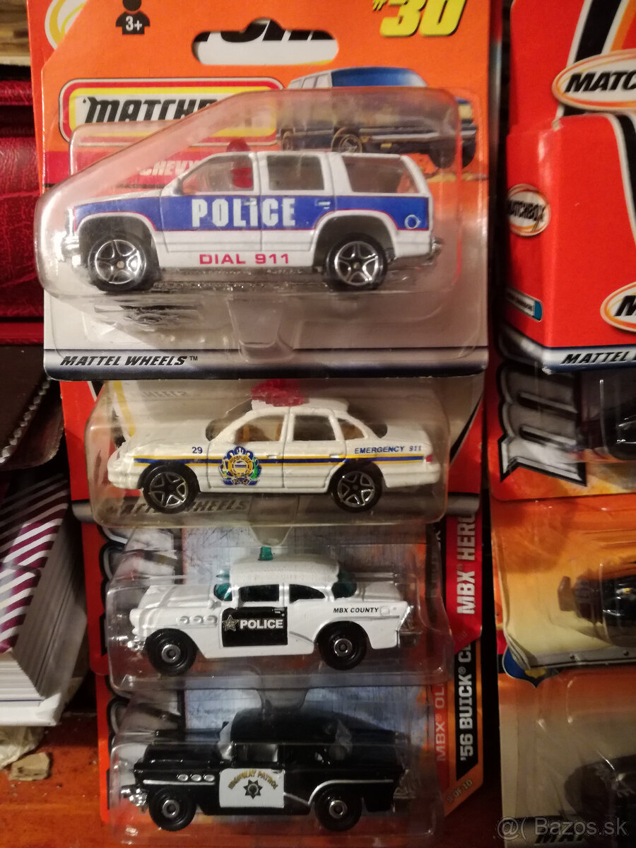 policajne auta od Matchbox-u - 8