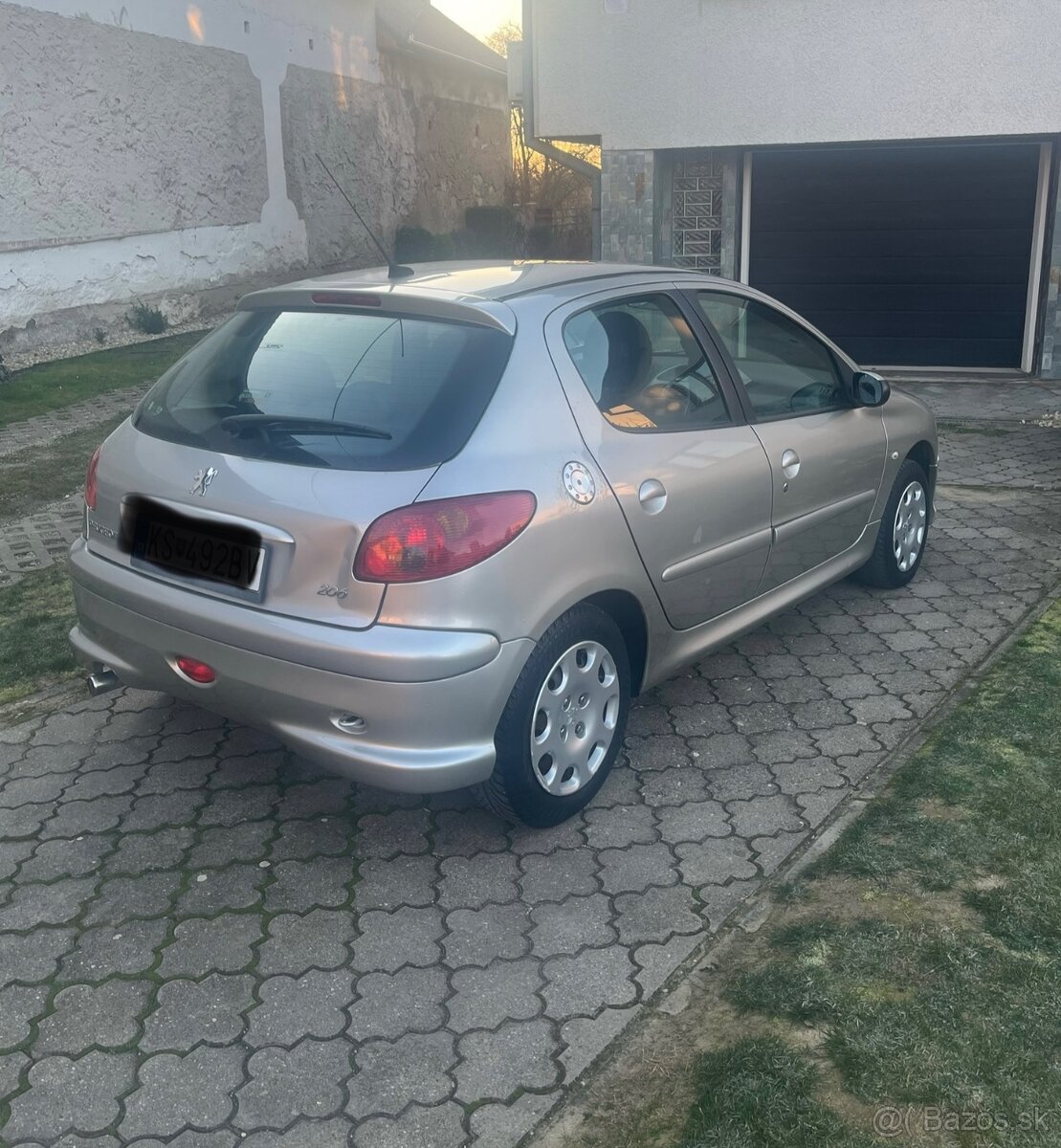 Peugeot 206. - 8