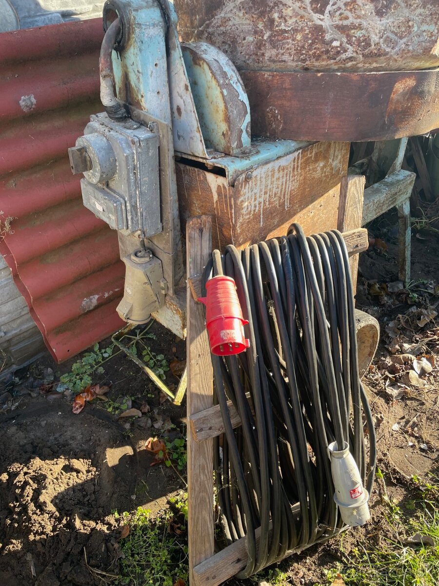 Zachovana miesacka MLB125 - 8