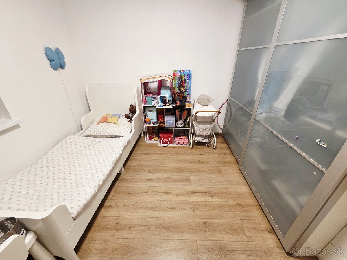 3.-izbový dom v obci Macov - 8