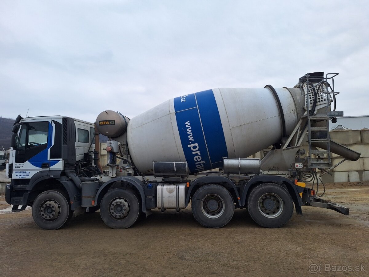 IVECO TRAKKER 410 E5 8X4 - 8