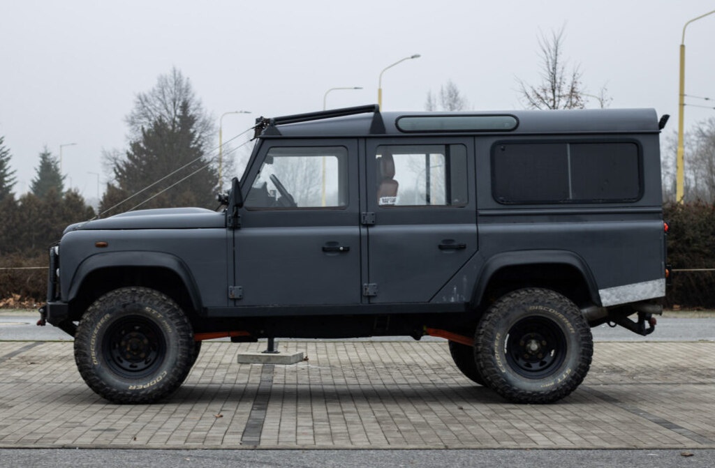 Land Rover Defender 110 SW, 90kW, (2007) - 8