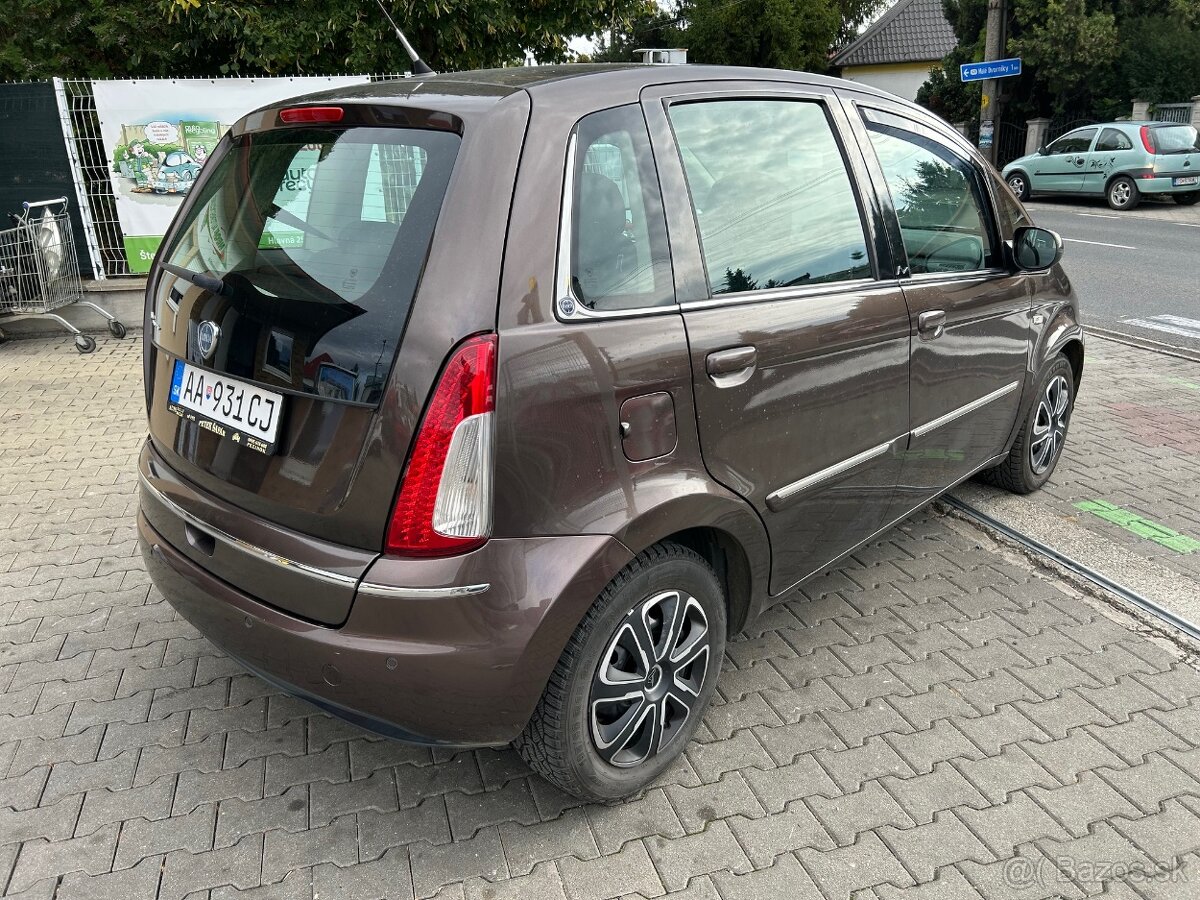 Lancia Musa 1.3 JTD MultiJet 90 Oro - 8