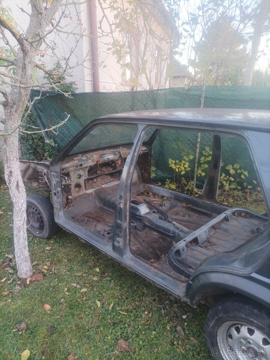 Volkswagen Golf mk2 - 8