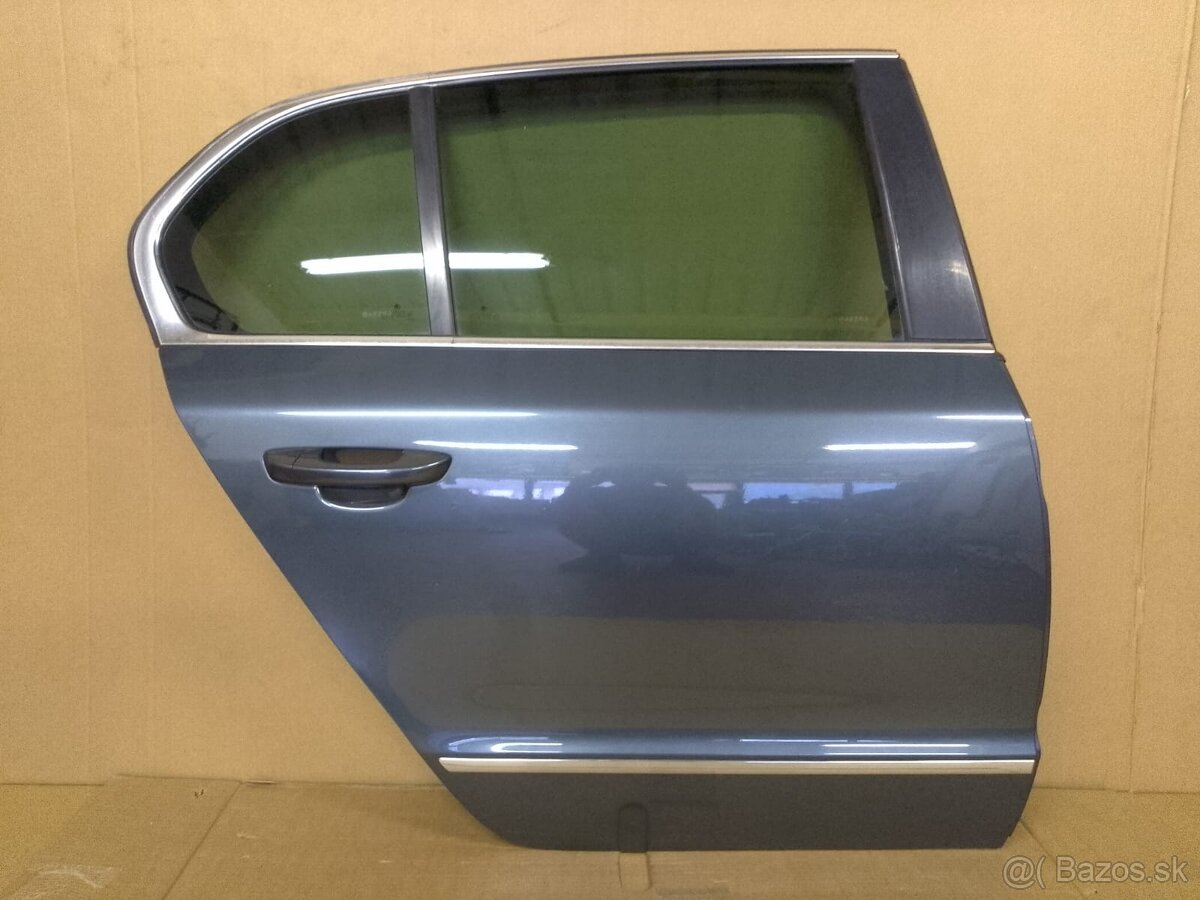 dvere pravé Superb 2 - F6F6 7G7G - 8