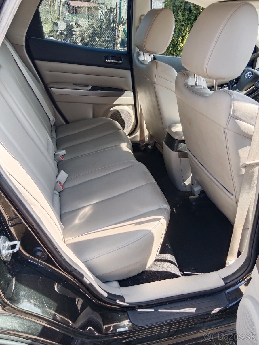 Predám Mazda cx7 - 8