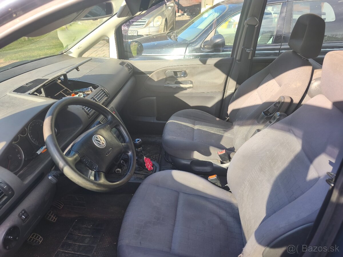 Predám Sharan 1,9tdi 85kw - 8