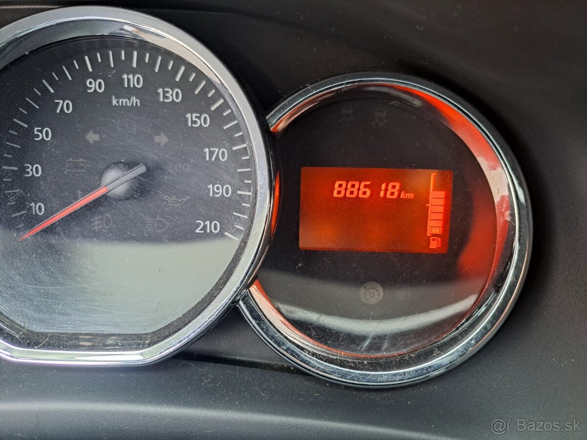 Dacia sandero 2 stepway 0.9 66kw 2013 - 8