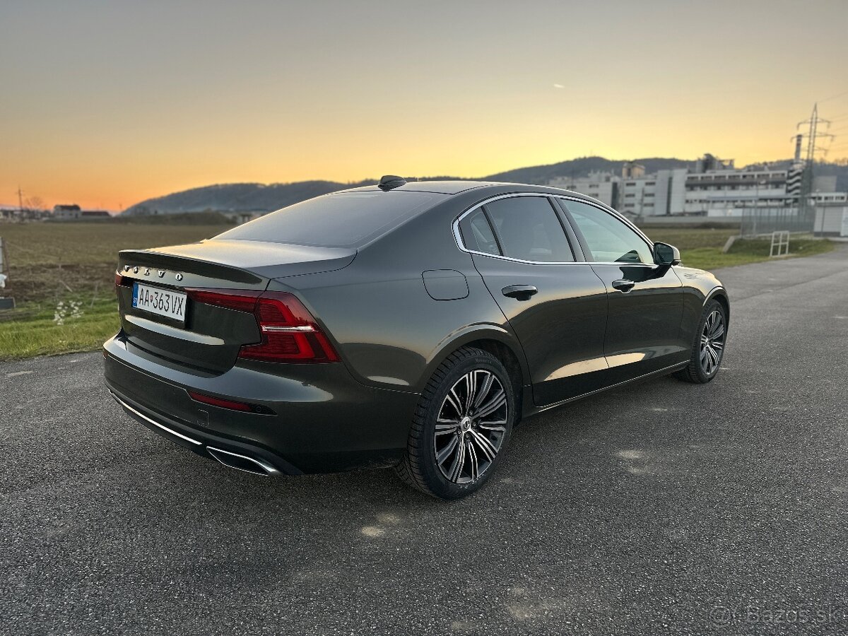 VOLVO S60 - 8