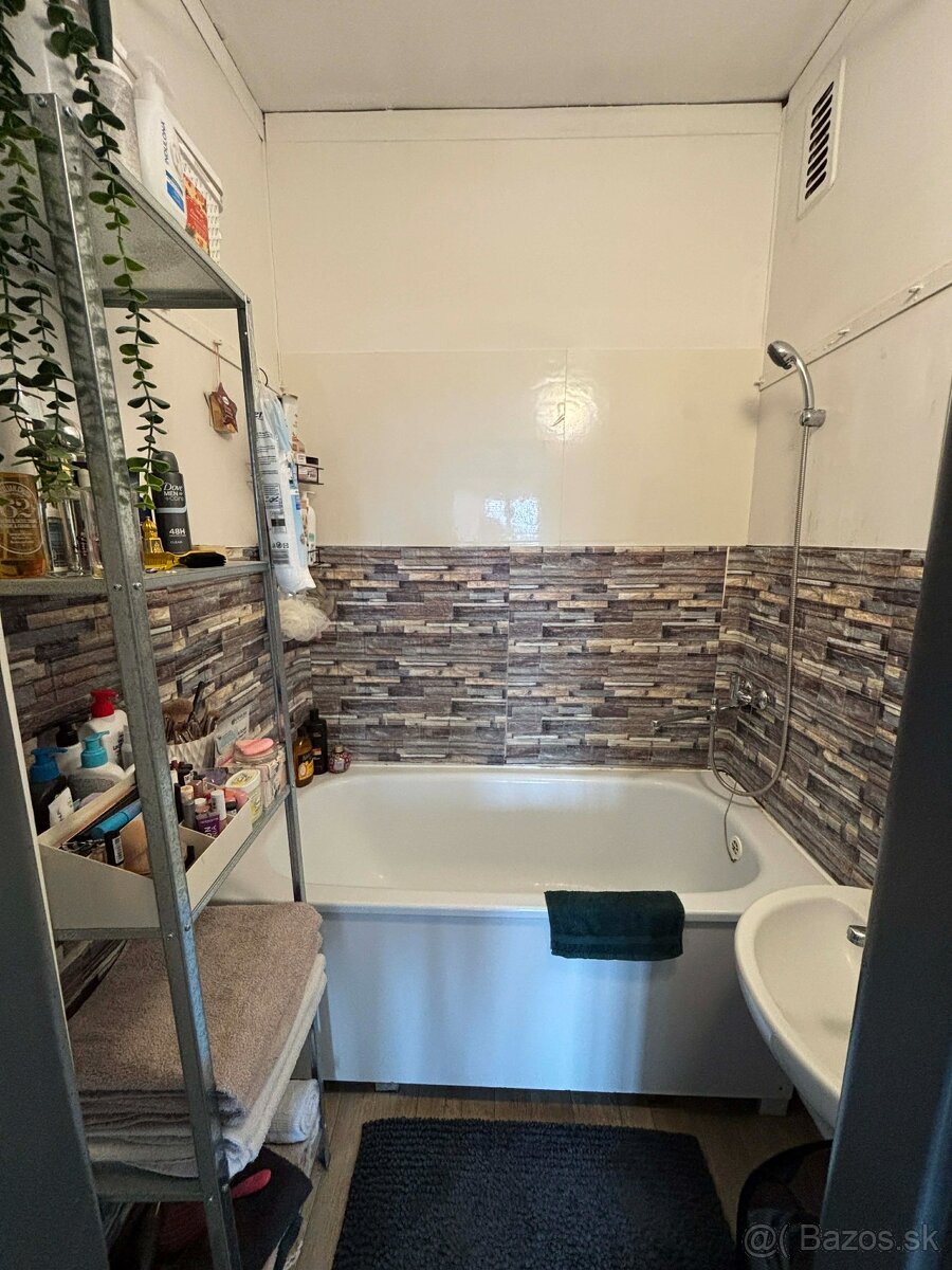 Prenájom 2 - izbového bytu - 8