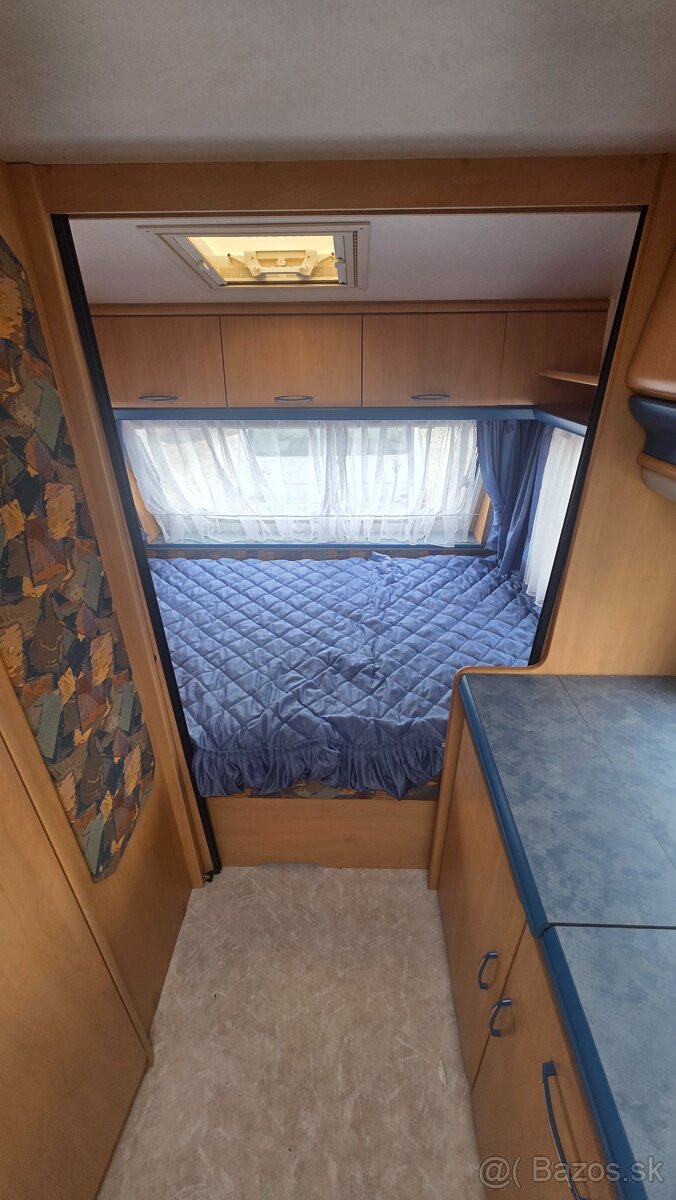 Obytny prives Hobby 440 - predstan + strieska, bojler - 8